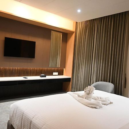 Vantara Suites Vellore Eksteriør billede