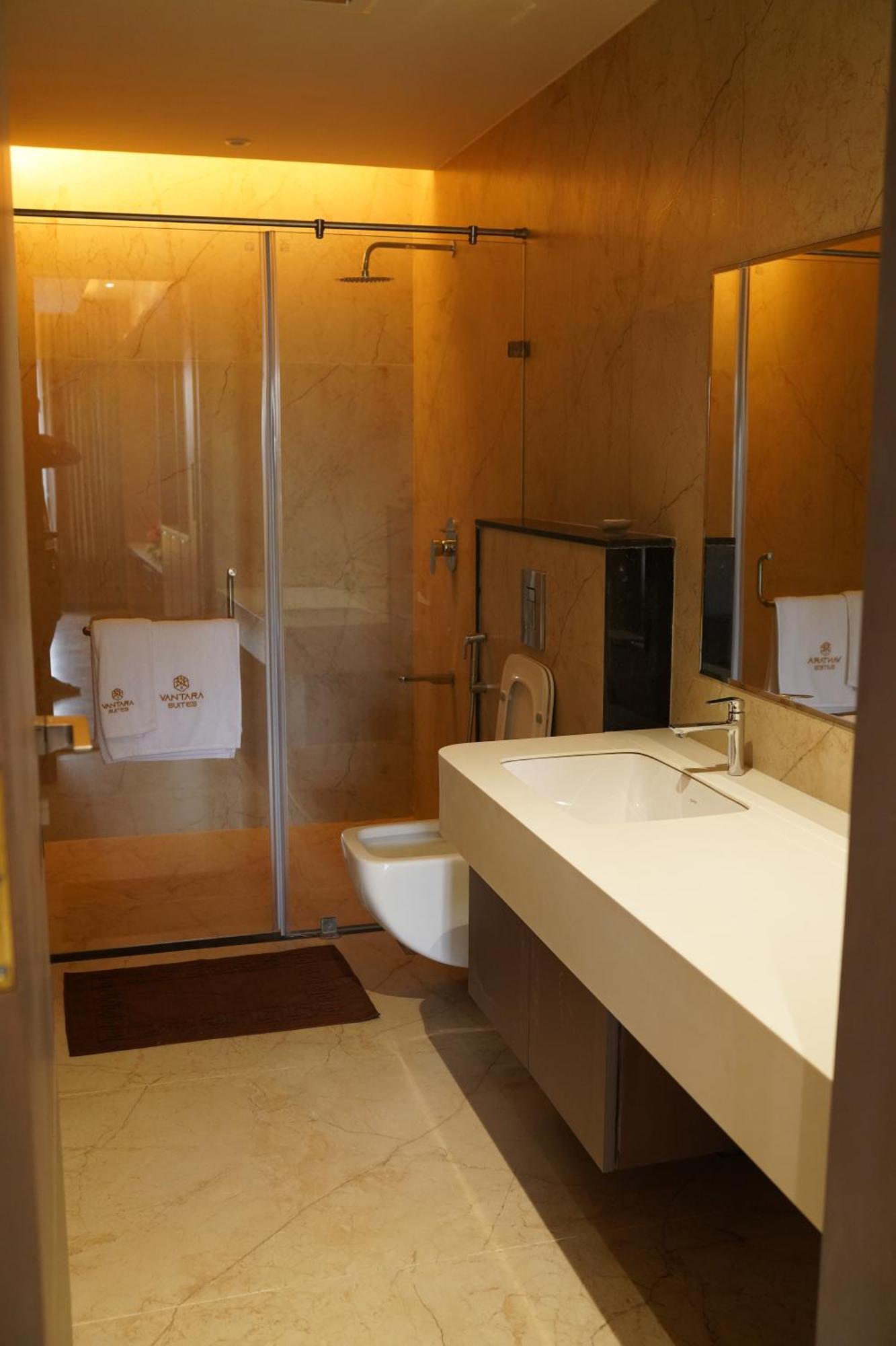 Vantara Suites Vellore Eksteriør billede