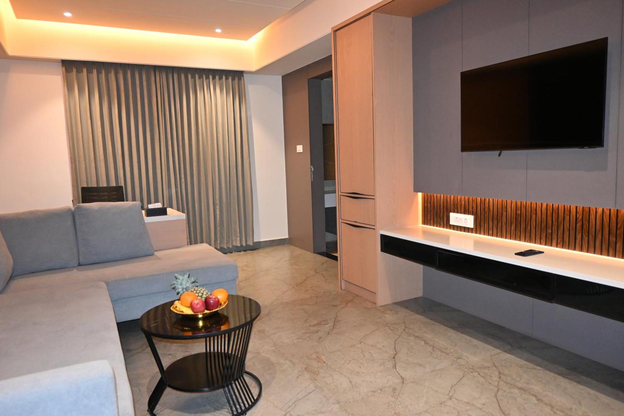 Vantara Suites Vellore Eksteriør billede